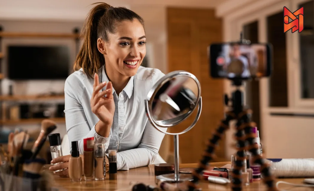 Influencer using 2025 trends to promote products in the UAE.